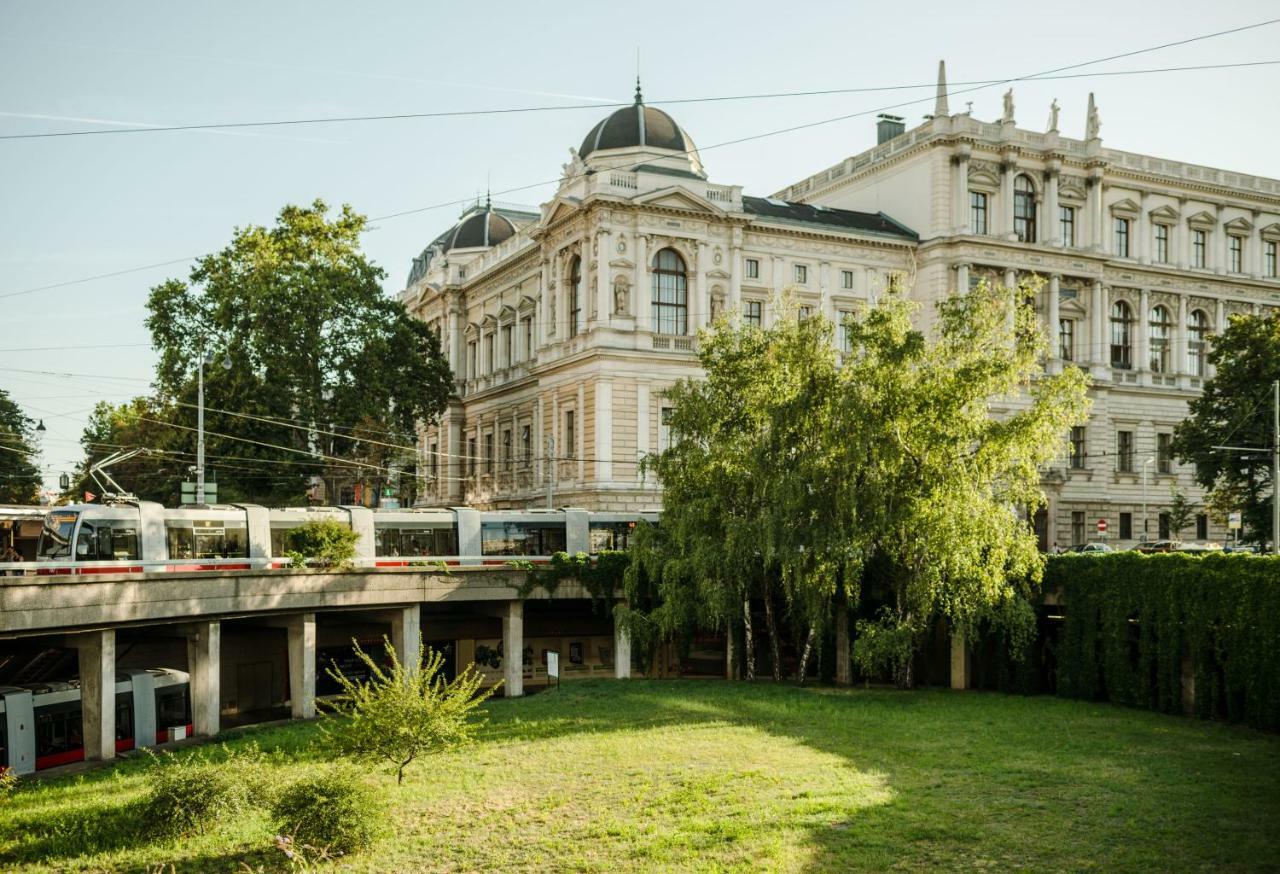 Roosevelt Stadthaus Apartment Wien
