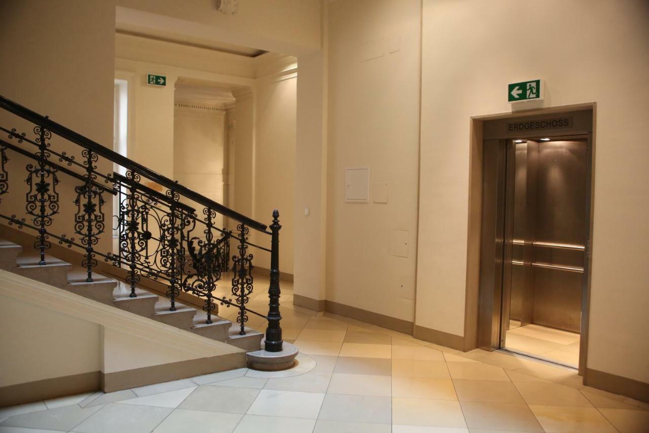 Roosevelt Stadthaus Apartment